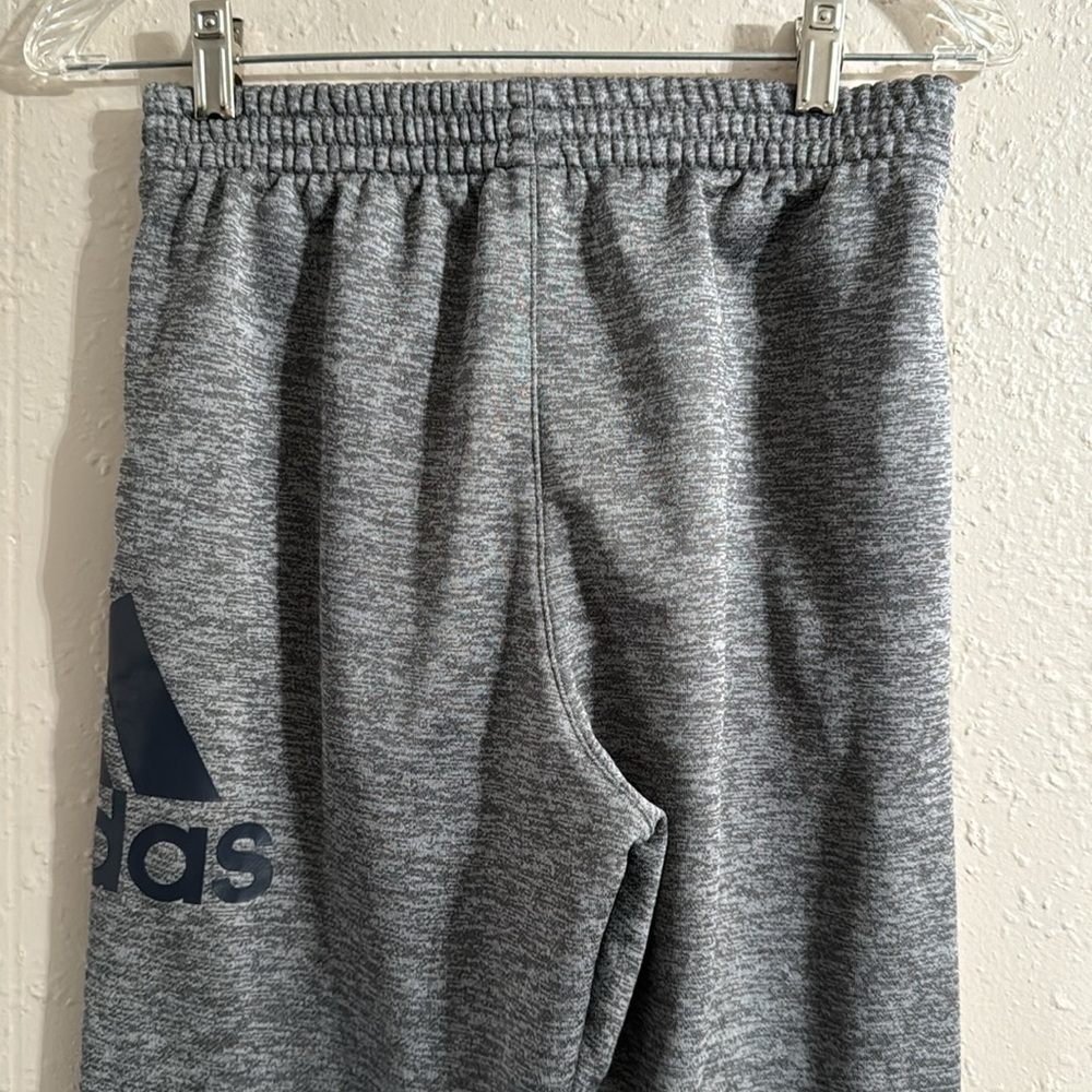 adidas sweatpants Sz xl 14/16 - Picture 4 of 6